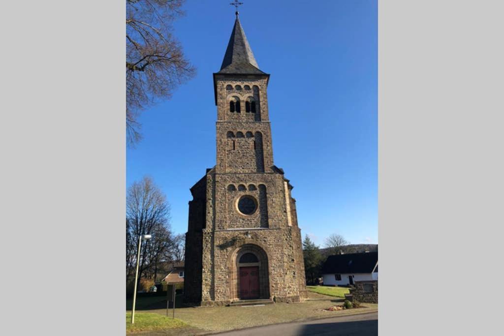 Ferienwohnung und Monteurwohnung Matthies Kürten Exterior foto